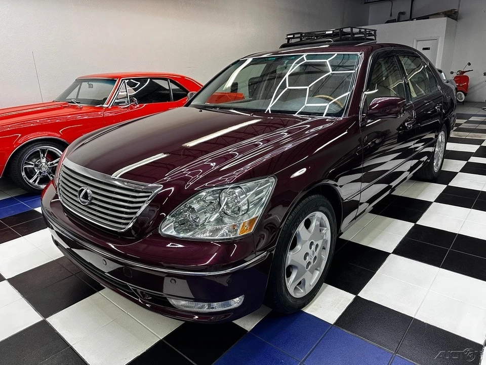 2004 Lexus LS 3rd Gen - Image 10 of 24