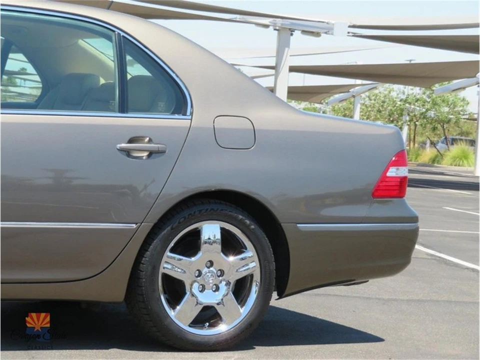 2004 Lexus LS 3rd Gen - Image 21 of 31