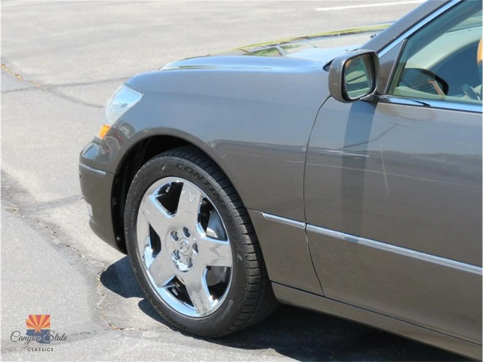 2004 Lexus LS 3rd Gen - Image 14 of 31