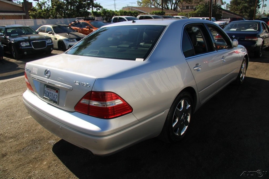 2004 Lexus LS 3rd Gen - Image 6 of 21
