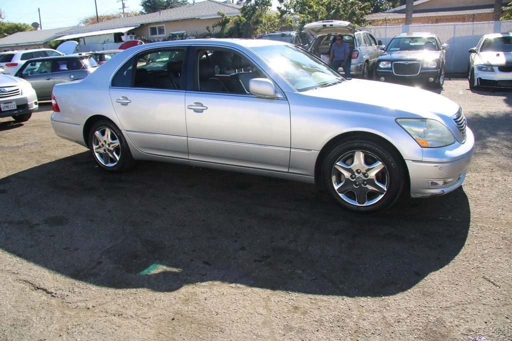 2004 Lexus LS 3rd Gen - Image 7 of 21