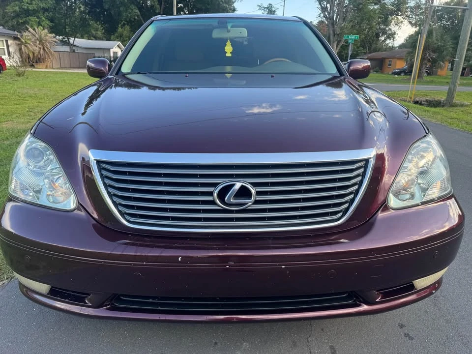 2004 Lexus LS 3rd Gen - Image 11 of 12