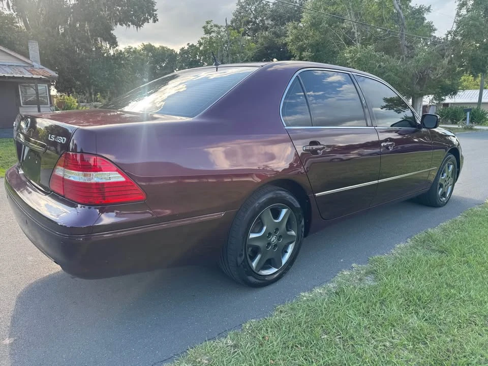 2004 Lexus LS 3rd Gen - Image 2 of 12