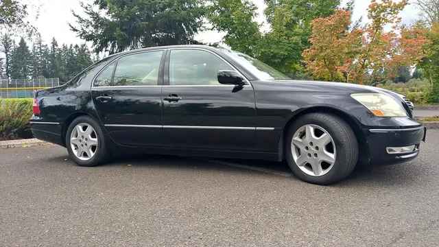 2004 Lexus LS 430 Sedan