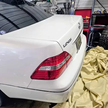 2004 Lexus LS 430 Sedan 4D