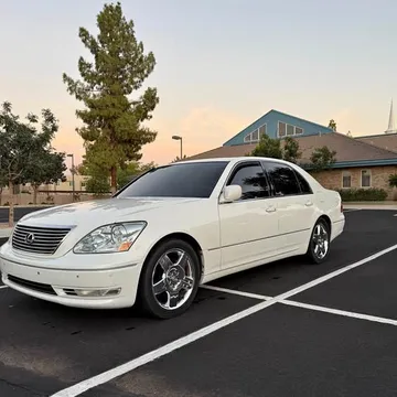 2004 Lexus LS 430 Sedan 4D