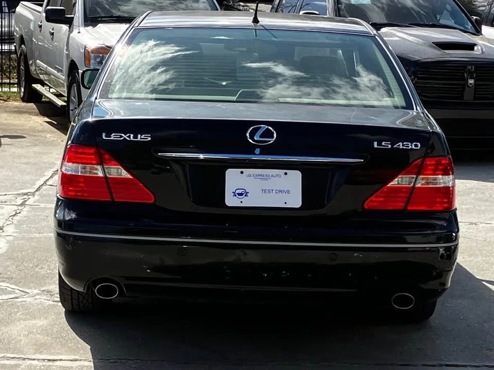 2004 Lexus LS 3rd Gen - Image 8 of 16