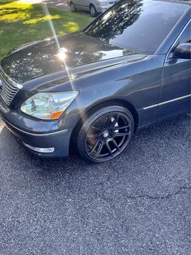 2004 Lexus LS 430 Sedan 4D