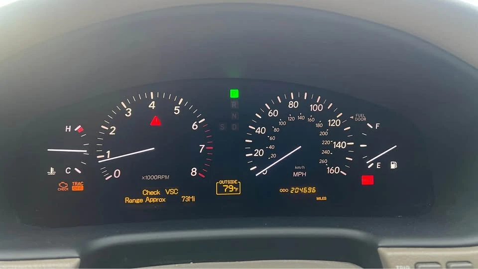 2004 Lexus LS 3rd Gen - Image 17 of 17