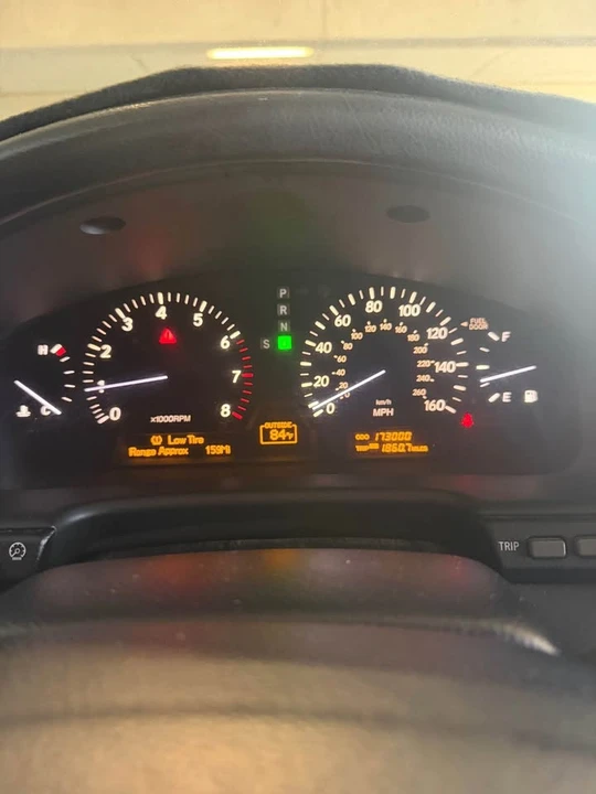 2004 Lexus LS 3rd Gen - Image 4 of 8