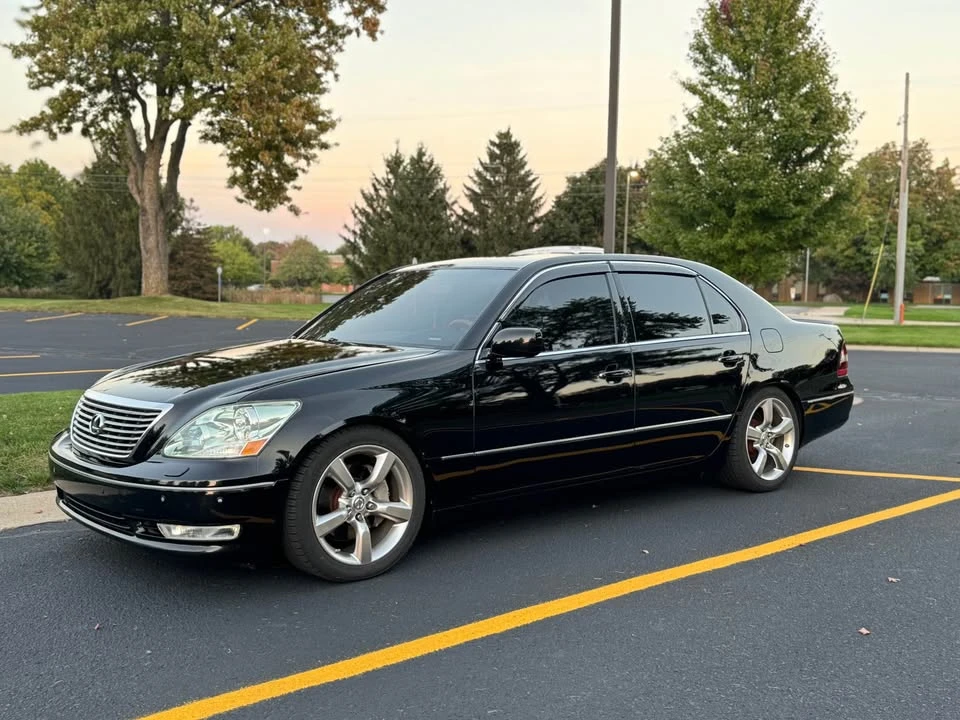 2004 Lexus LS 3rd Gen - Image 3 of 15