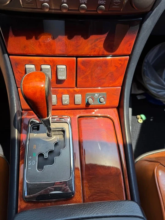 2004 Lexus LS 3rd Gen - Image 3 of 8