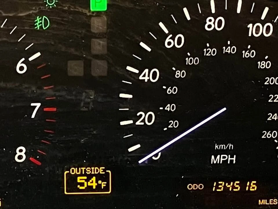 2004 Lexus LS 3rd Gen - Image 13 of 16
