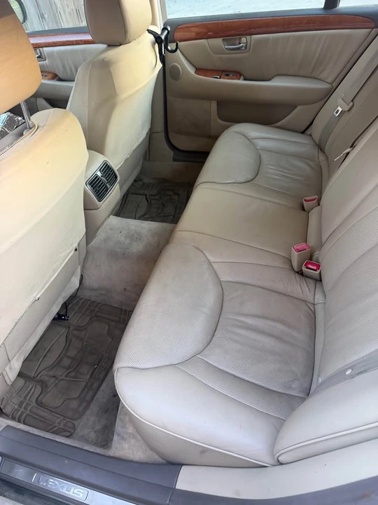 2004 Lexus LS 3rd Gen - Image 7 of 11