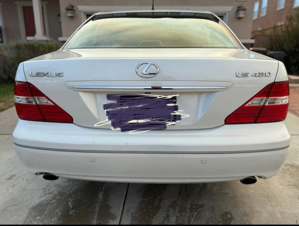 2004 Lexus LS 3rd Gen - Image 4 of 13