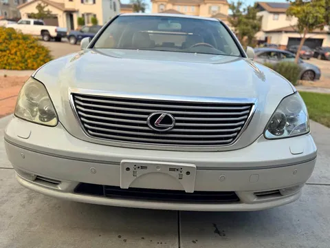 2004 Lexus LS 430 Sedan 4D