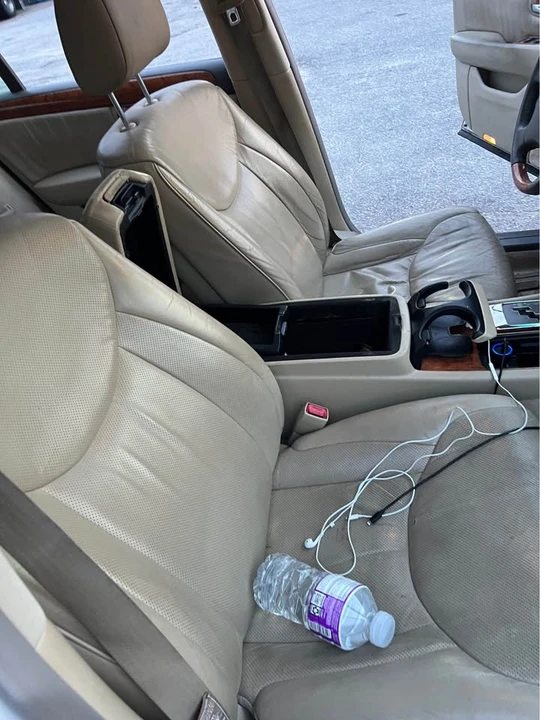 2004 Lexus LS 3rd Gen - Image 6 of 20
