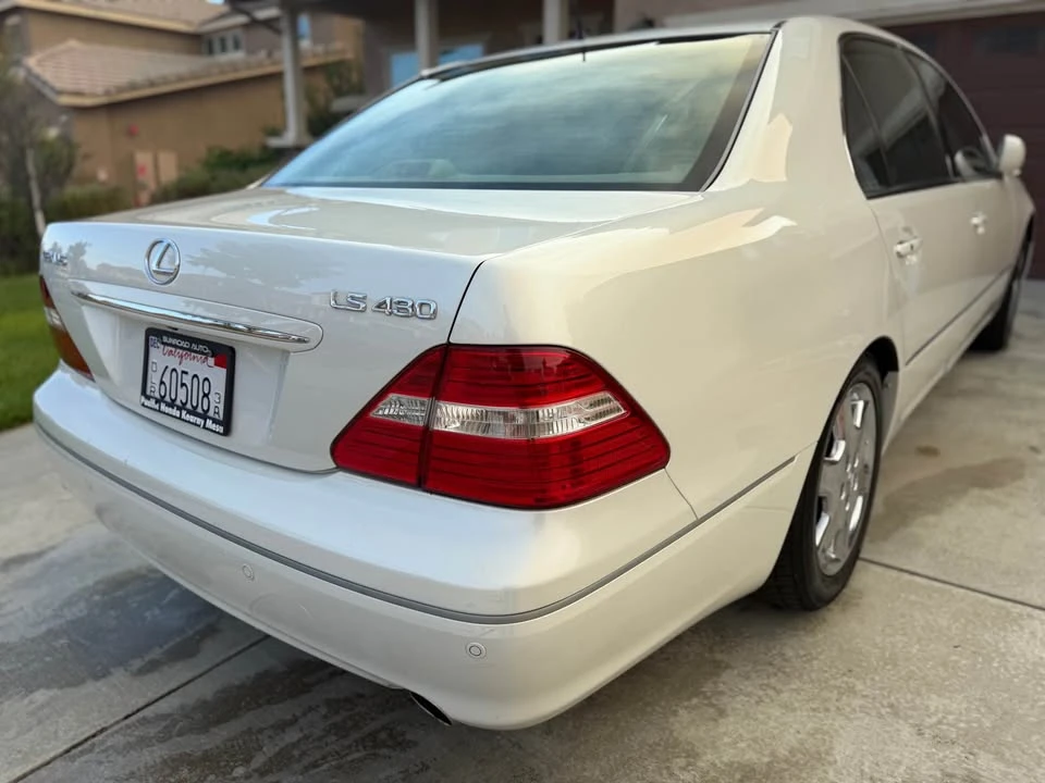 2004 Lexus LS 3rd Gen - Image 6 of 15