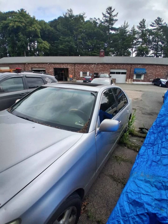 2004 Lexus LS 3rd Gen - Image 6 of 6