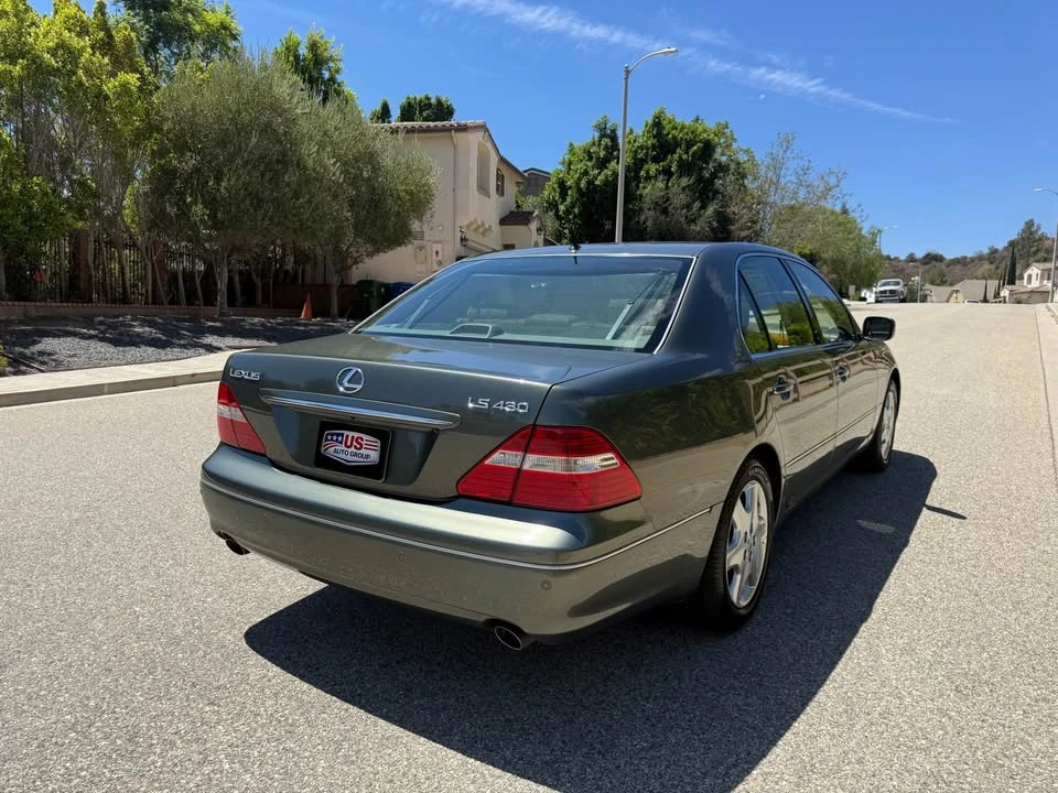 2004 Lexus LS 3rd Gen - Image 5 of 20