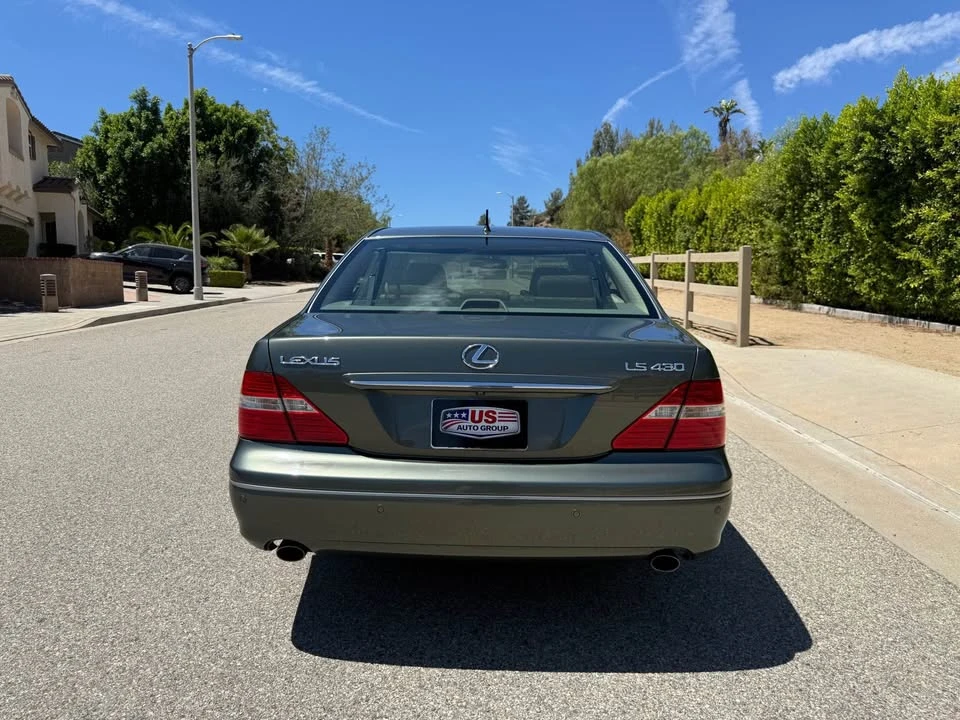 2004 Lexus LS 3rd Gen - Image 4 of 20
