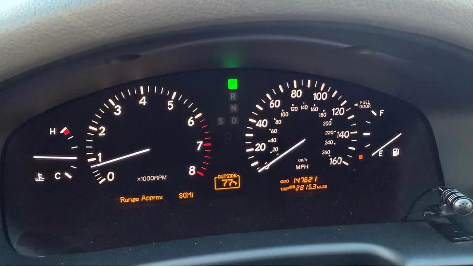 2004 Lexus LS 3rd Gen - Image 9 of 11