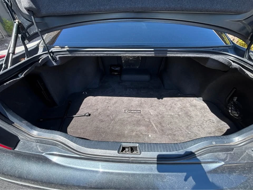 2004 Lexus LS 3rd Gen - Image 10 of 20
