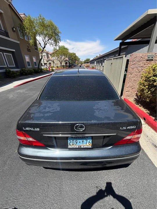 2004 Lexus LS 3rd Gen - Image 8 of 20