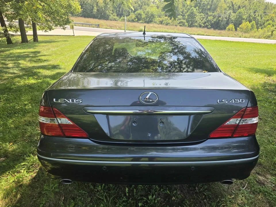2004 Lexus LS 3rd Gen - Image 4 of 7