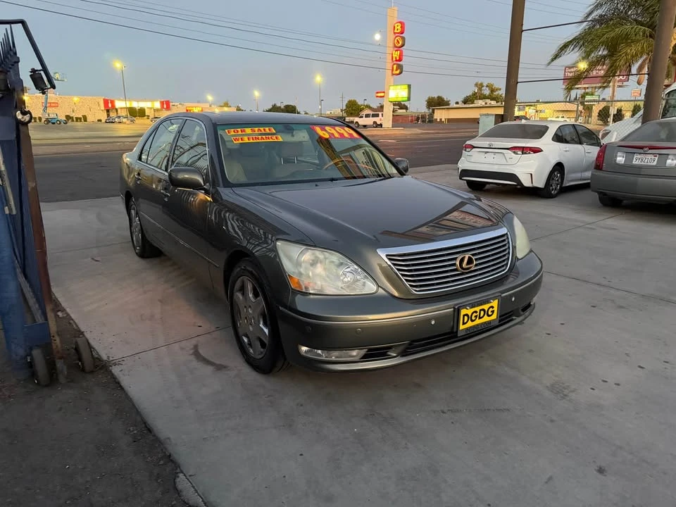 2004 Lexus LS 3rd Gen - Image 6 of 17