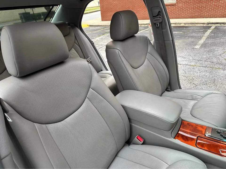 2004 Lexus LS 3rd Gen - Image 15 of 20