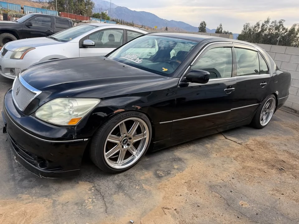 2004 Lexus LS 3rd Gen - Image 2 of 7