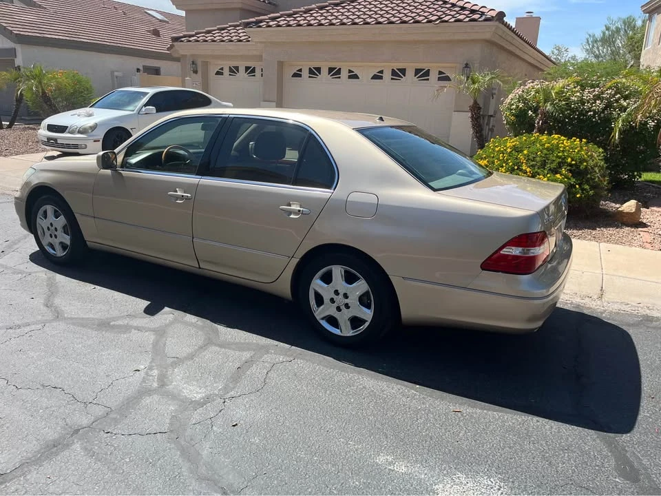 2004 Lexus LS 3rd Gen - Image 6 of 11