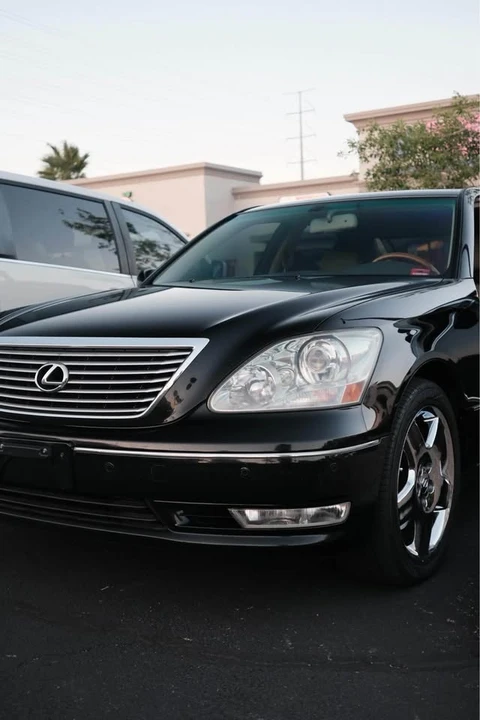 2004 Lexus LS 3rd Gen - Image 2 of 6