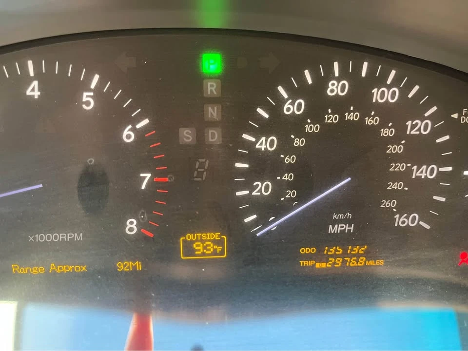 2004 Lexus LS 3rd Gen - Image 10 of 11