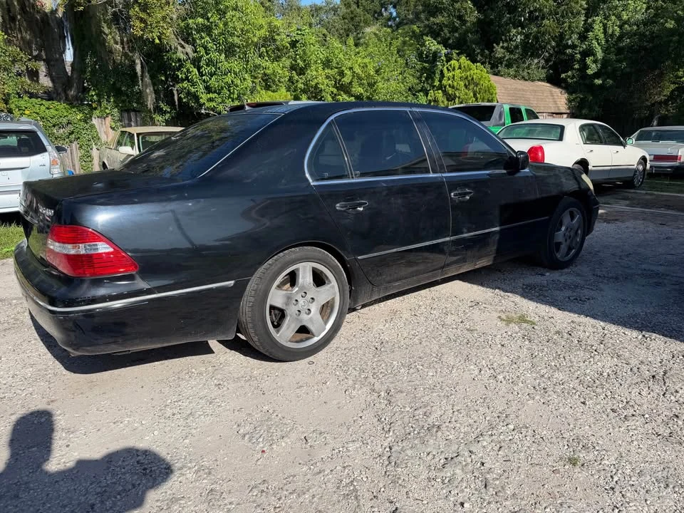 2004 Lexus LS 3rd Gen - Image 3 of 8