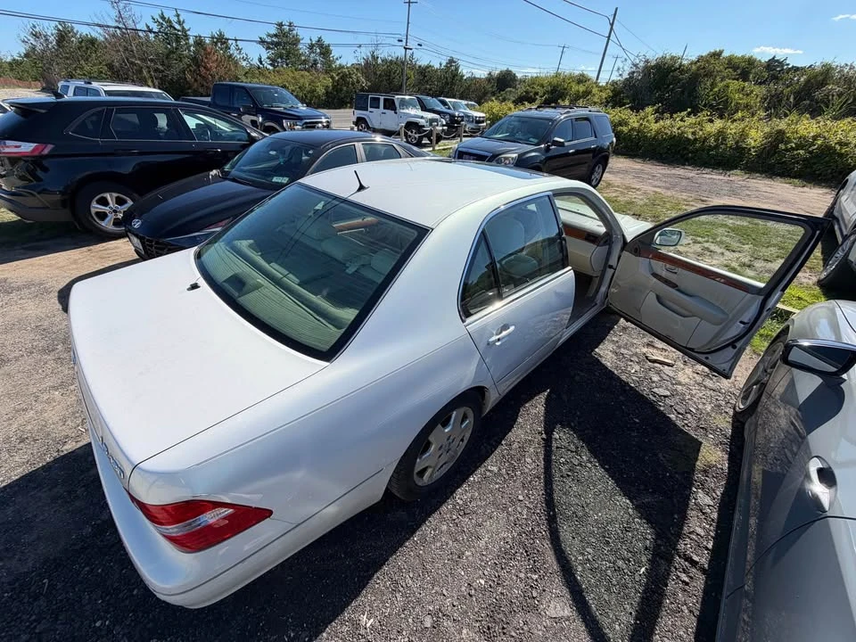 2004 Lexus LS 3rd Gen - Image 5 of 5
