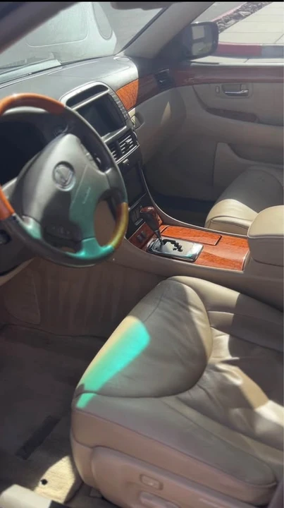 2004 Lexus LS 3rd Gen - Image 3 of 6