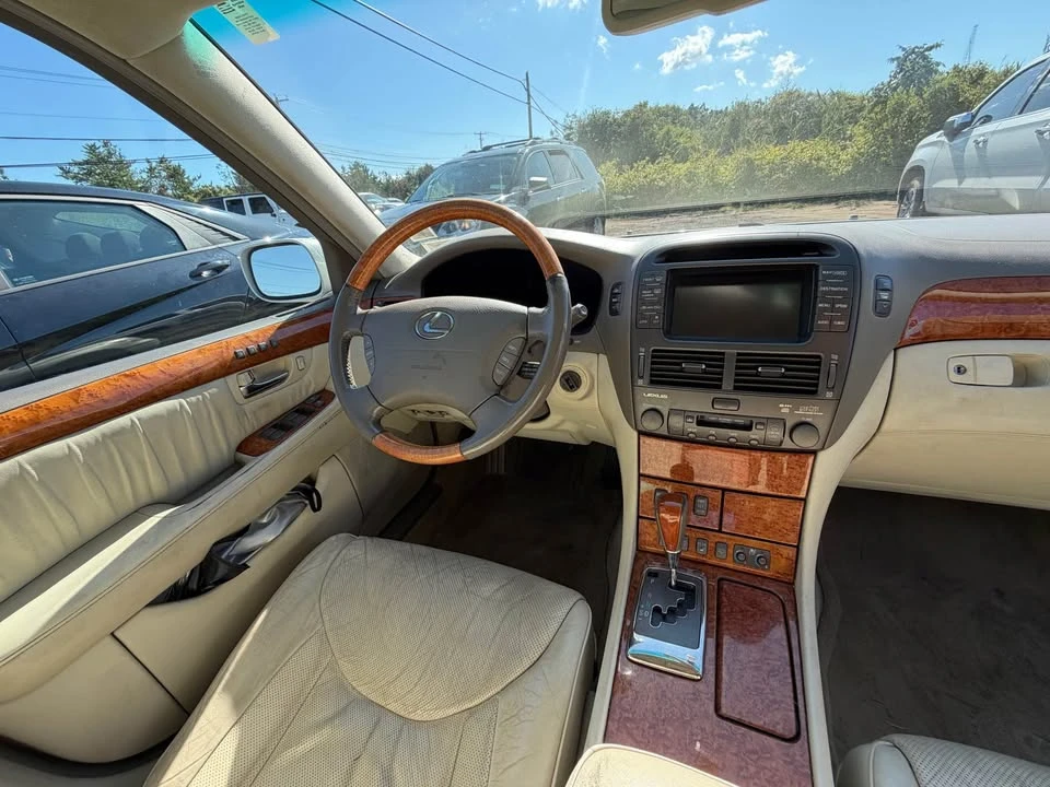 2004 Lexus LS 3rd Gen - Image 3 of 5