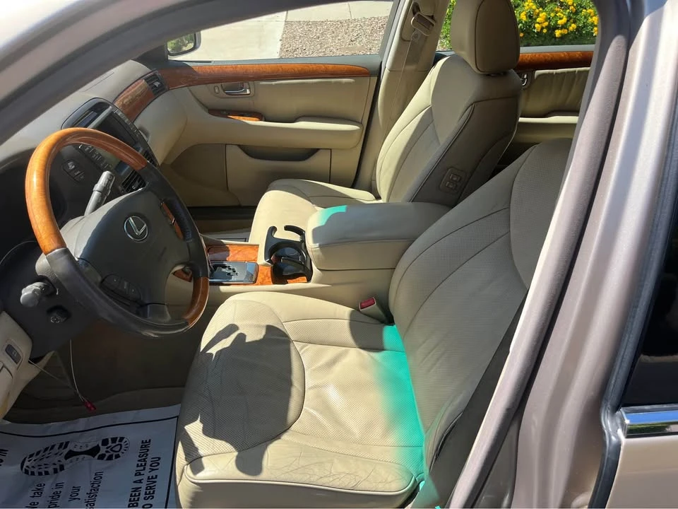 2004 Lexus LS 3rd Gen - Image 8 of 11