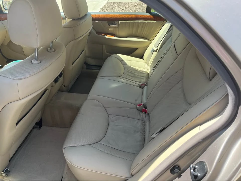 2004 Lexus LS 3rd Gen - Image 7 of 11