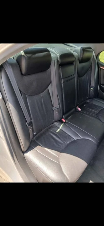 2004 Lexus LS 3rd Gen - Image 16 of 18