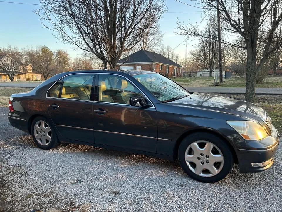 2004 Lexus LS 3rd Gen - Image 4 of 5