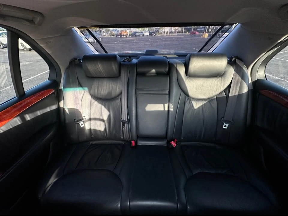 2004 Lexus LS 3rd Gen - Image 12 of 12