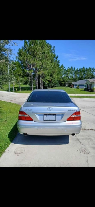 2004 Lexus LS 3rd Gen - Image 18 of 18