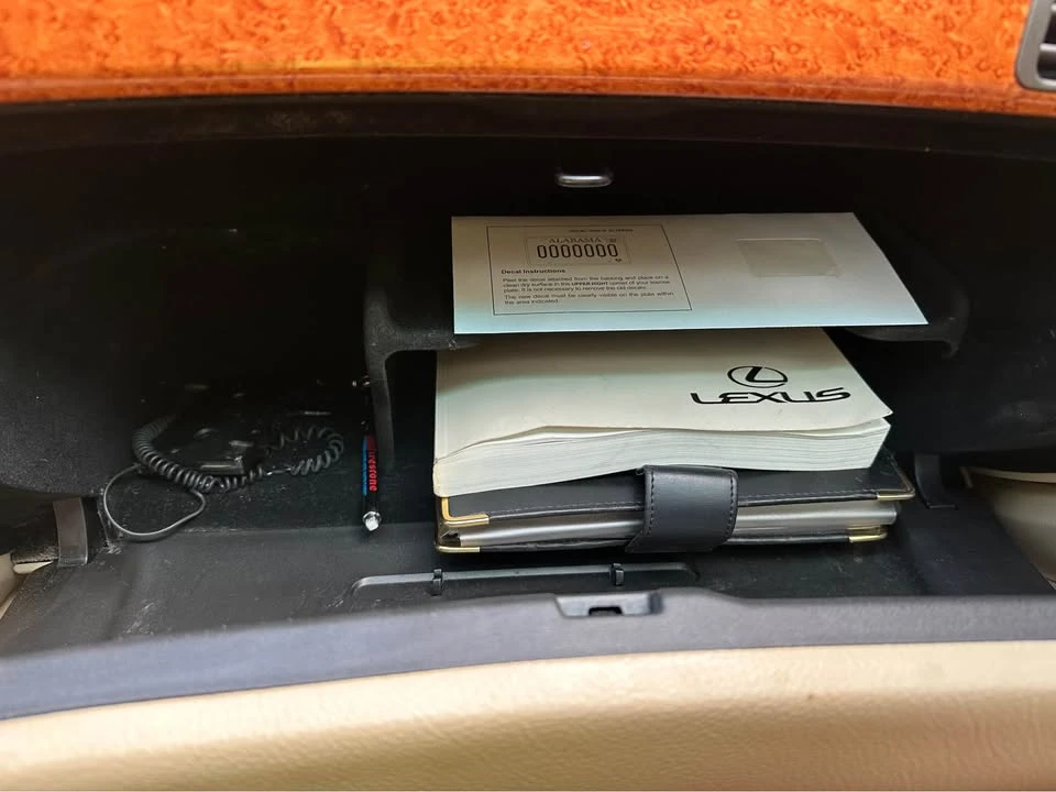 2004 Lexus LS 3rd Gen - Image 17 of 19