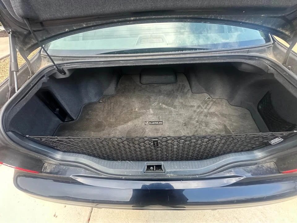 2004 Lexus LS 3rd Gen - Image 13 of 13
