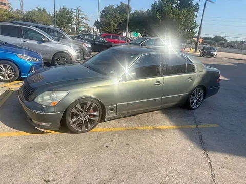 2004 Lexus LS 430 Sedan 4D