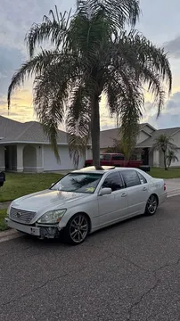 2004 Lexus LS 430 Sedan 4D