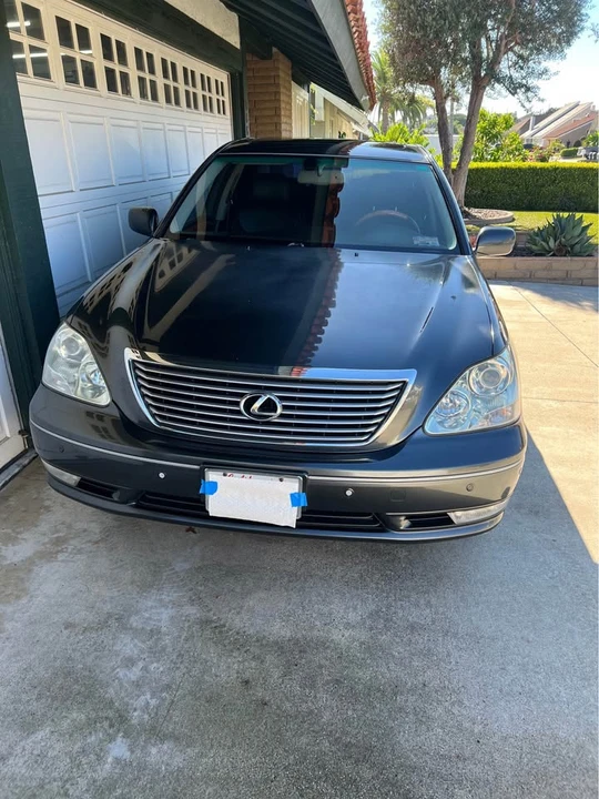 2004 Lexus LS 3rd Gen - Image 15 of 20